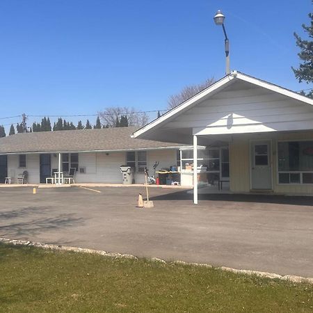 Colonial Motel Chatham-Kent Ngoại thất bức ảnh