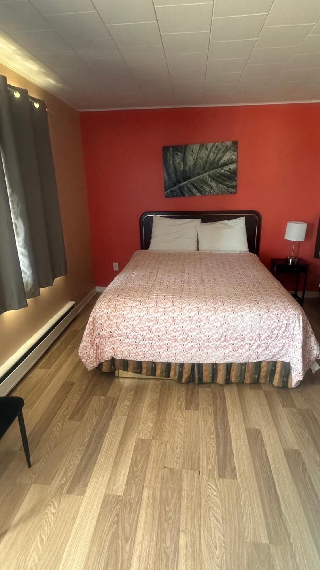 Colonial Motel Chatham-Kent Ngoại thất bức ảnh