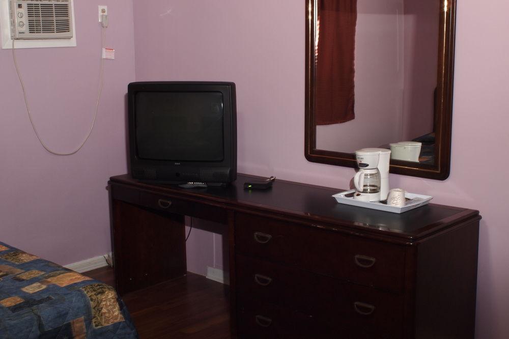 Colonial Motel Chatham-Kent Ngoại thất bức ảnh