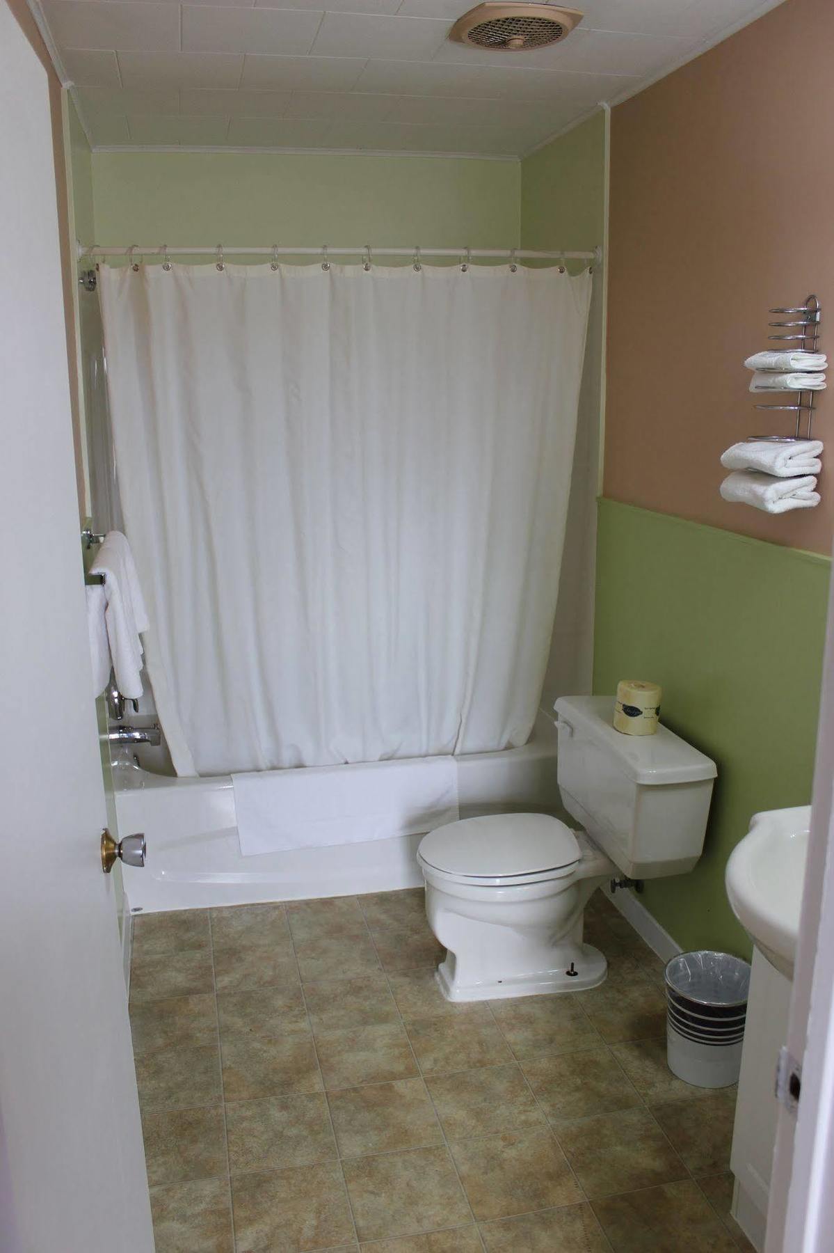 Colonial Motel Chatham-Kent Ngoại thất bức ảnh